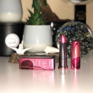 Urban decay lipstick